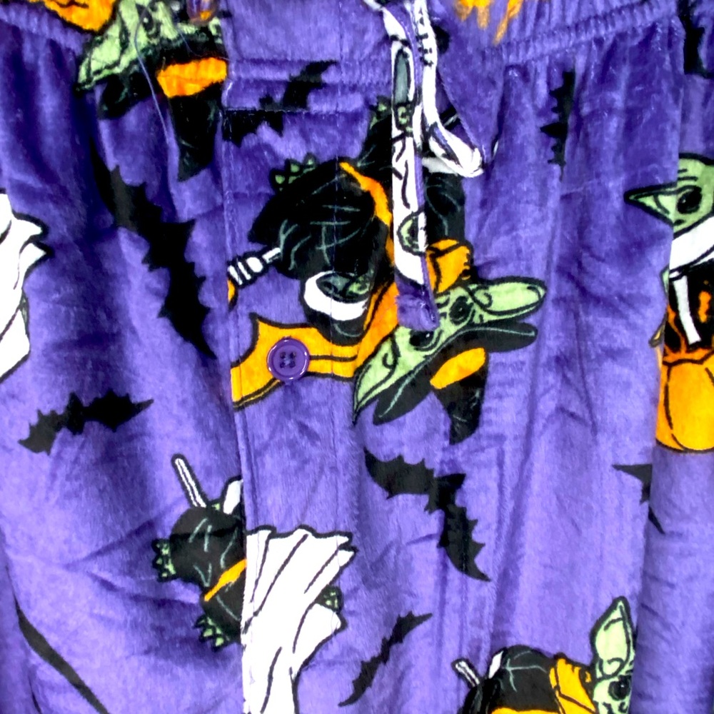 STAR WARS  Halloween Mandalorian Sleep Lounge Pants Costume Women’s Size XL - Picture 3 of 6